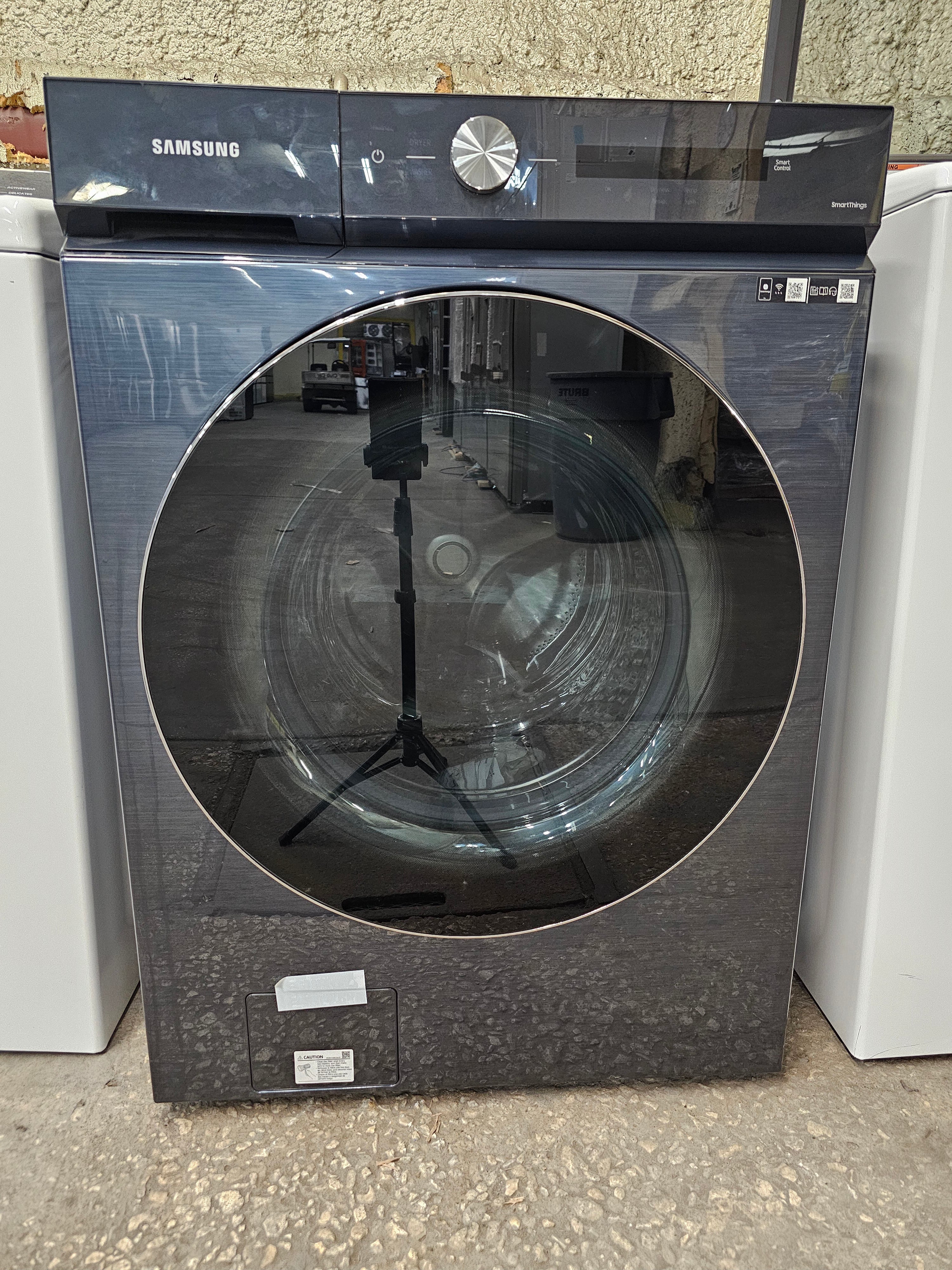 Samsung Bespoke 5.3 cu. ft. Ultra-Capacity Smart Front Load Washer in Brushed Navy with Super Speed Wash and AI Smart Dial
